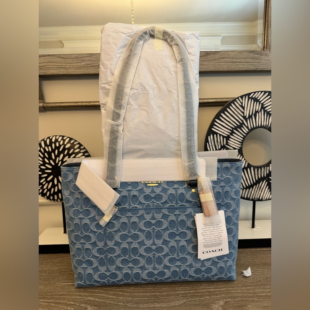 NWT Coach  Signature Denim Station Tote Bag - Picture 9 of 11